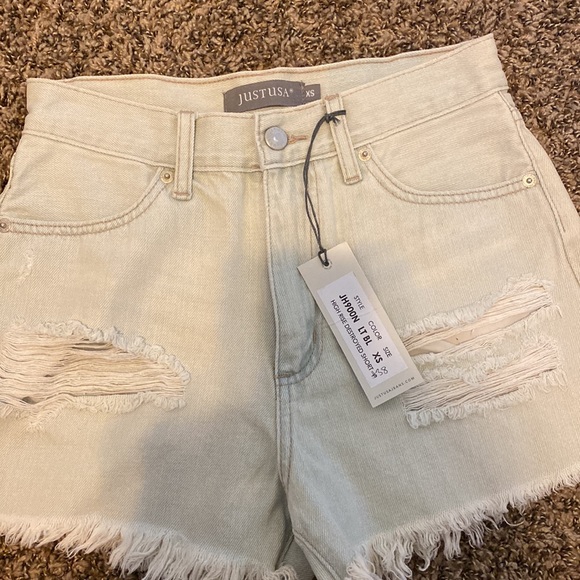 High Rise Destroyed Jean Shorts - Picture 3 of 3